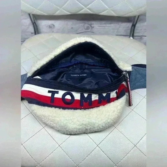 Tommy Hilfiger Flocked cotton denim Fanny Pack - Picture 3 of 4